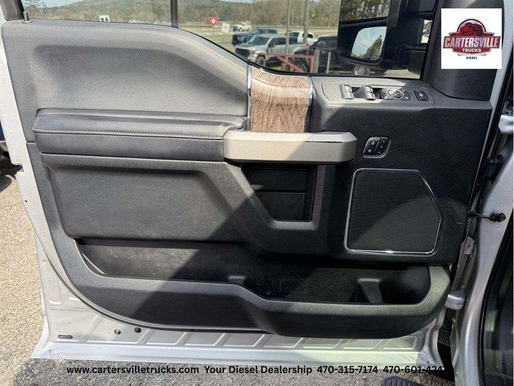 2017 Ford F350sd Lariat FX4 - ULTIMATE - LEVELED -  DUALLY Cartersville GA