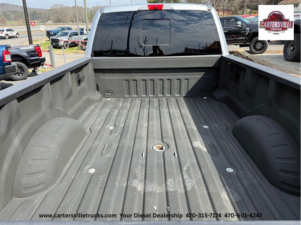 2017 Ford F350sd Lariat FX4 - ULTIMATE - LEVELED -  DUALLY Cartersville GA