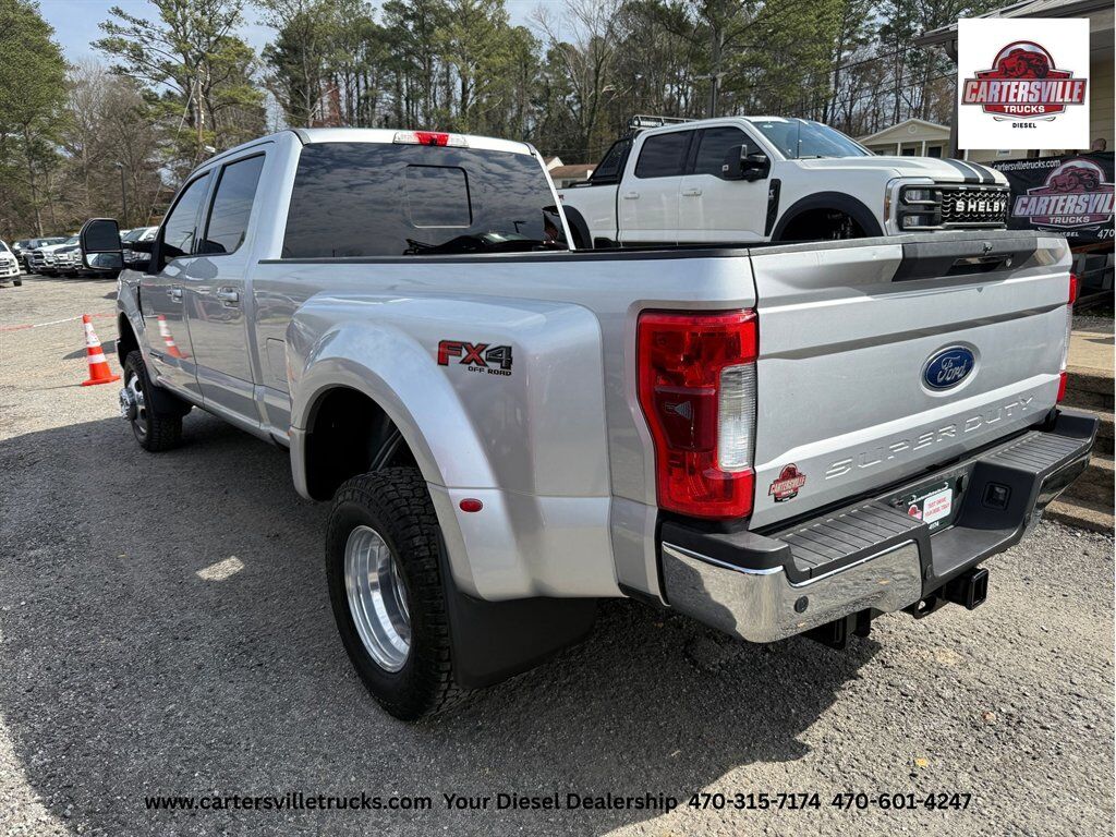2017 Ford F350sd Lariat FX4 - ULTIMATE - LEVELED -  DUALLY Cartersville GA
