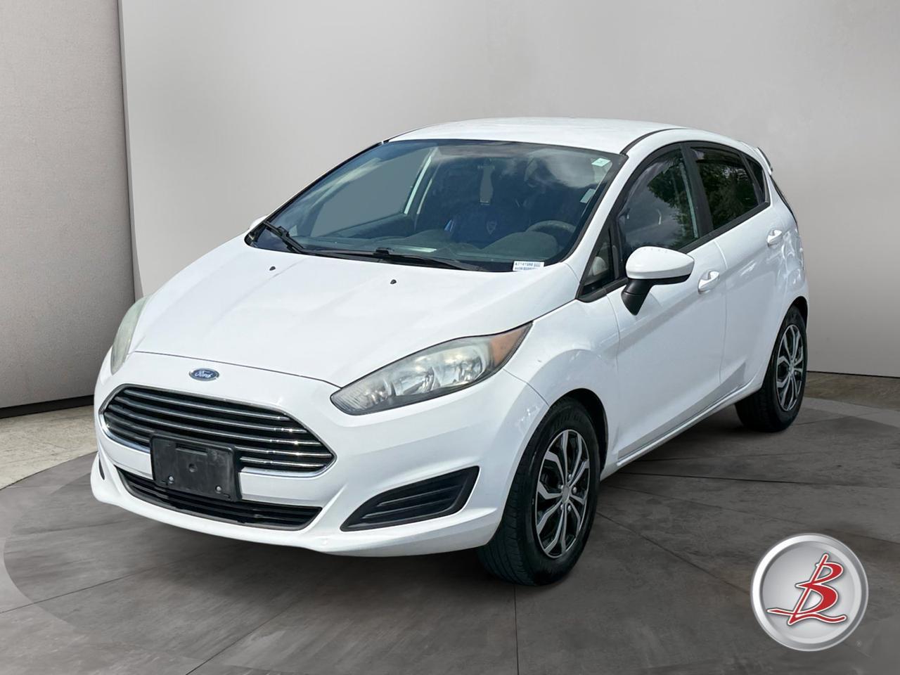 2017 Ford FIESTA SE