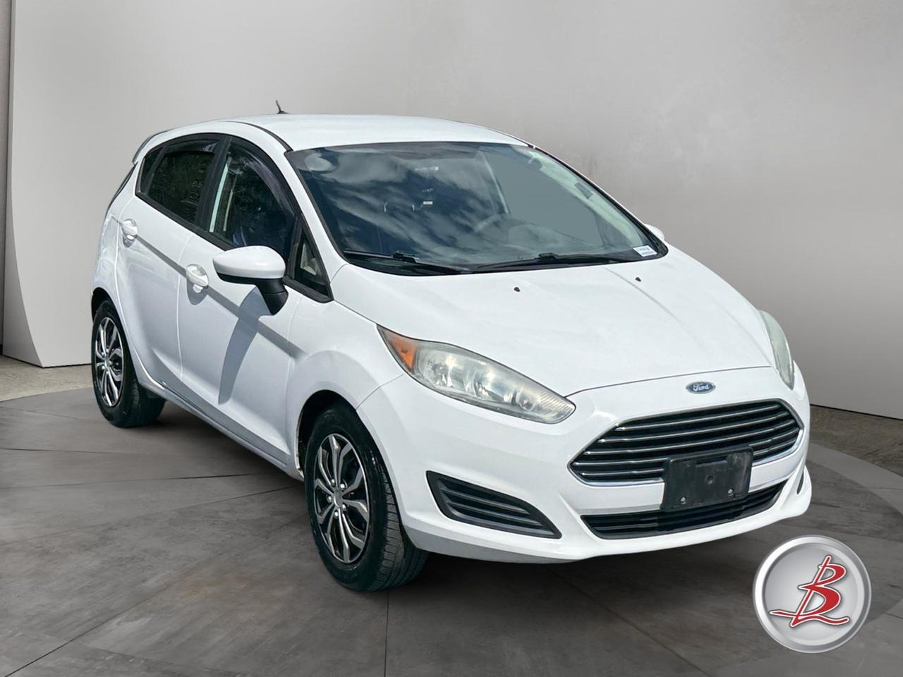 2017 Ford FIESTA SE