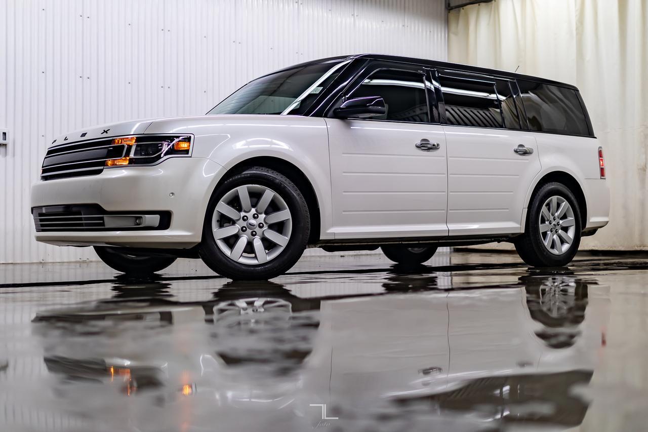 2017 Ford Flex Limited Leather Roof Nav BCam Red Deer AB