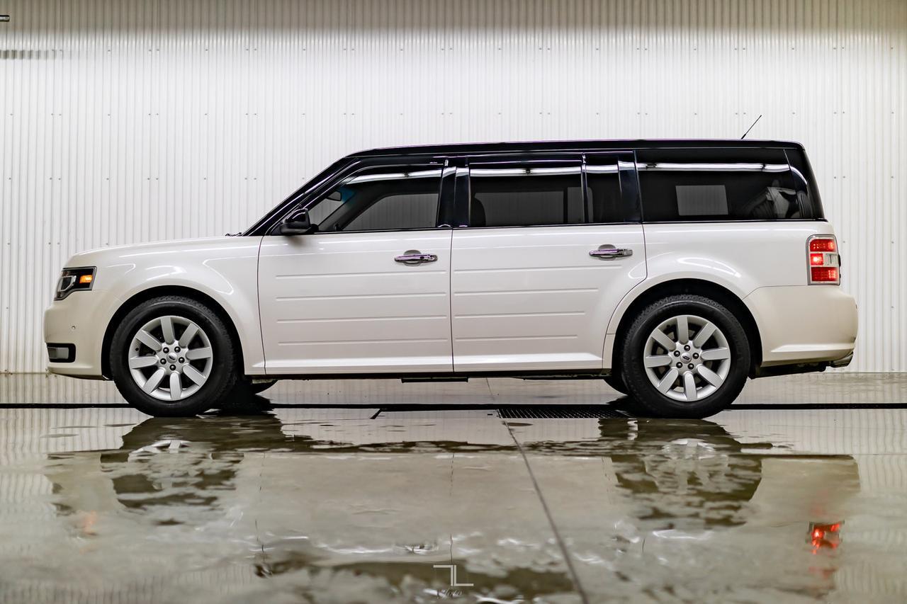 2017 Ford Flex Limited Leather Roof Nav BCam Red Deer AB