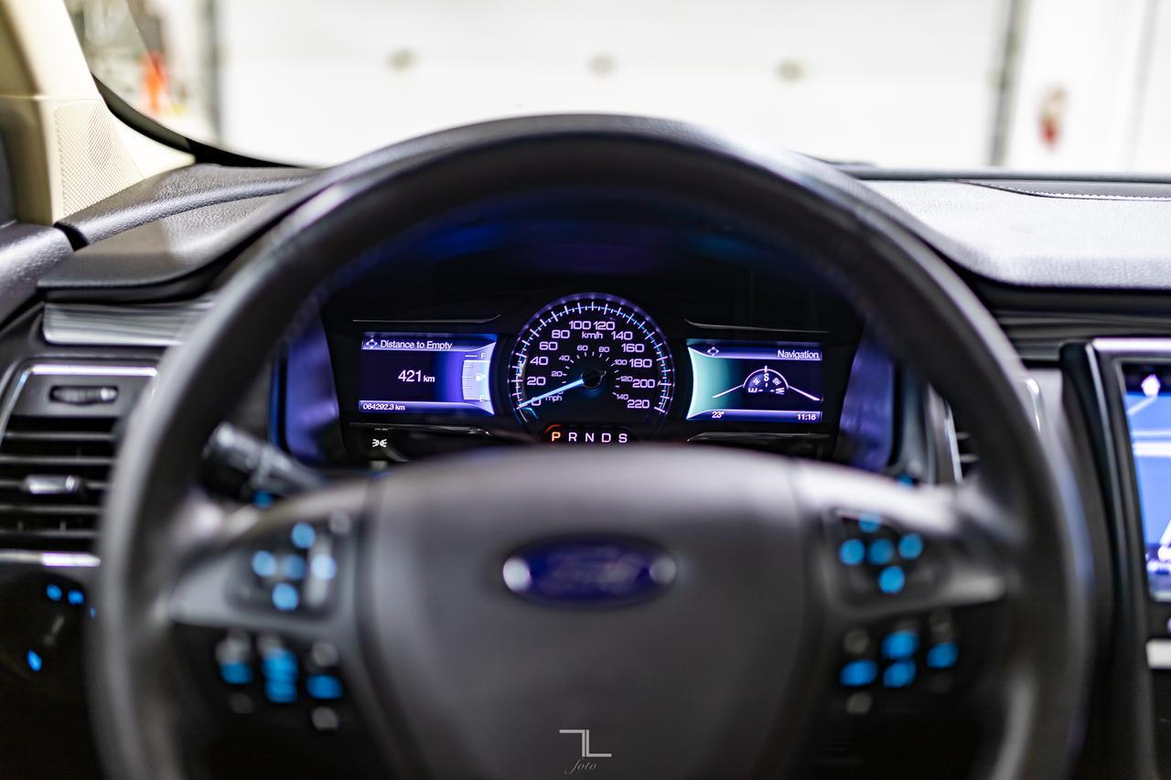 2017 Ford Flex Limited Leather Roof Nav BCam Red Deer AB