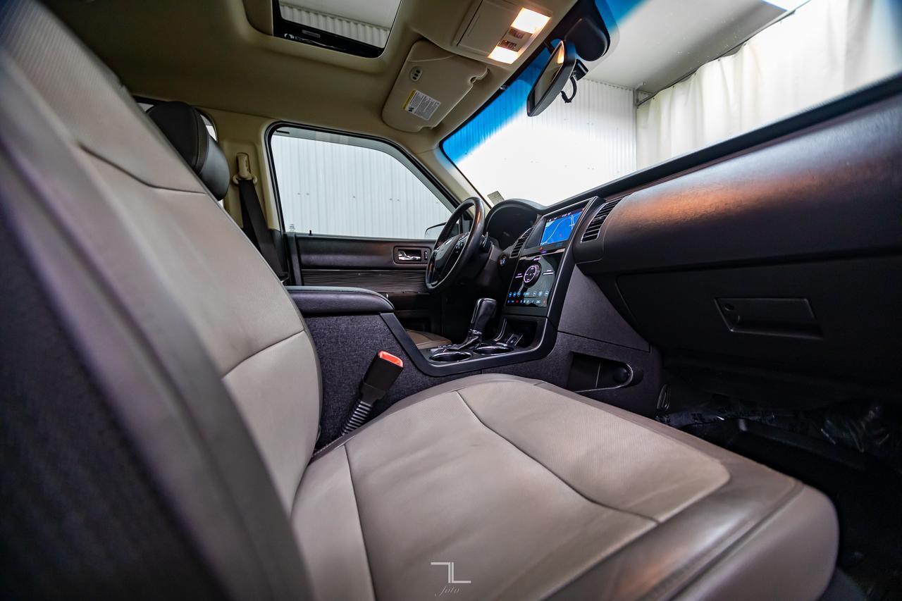 2017 Ford Flex Limited Leather Roof Nav BCam Red Deer AB