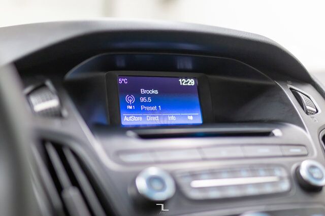 2017 Ford Focus SE BCam Red Deer AB