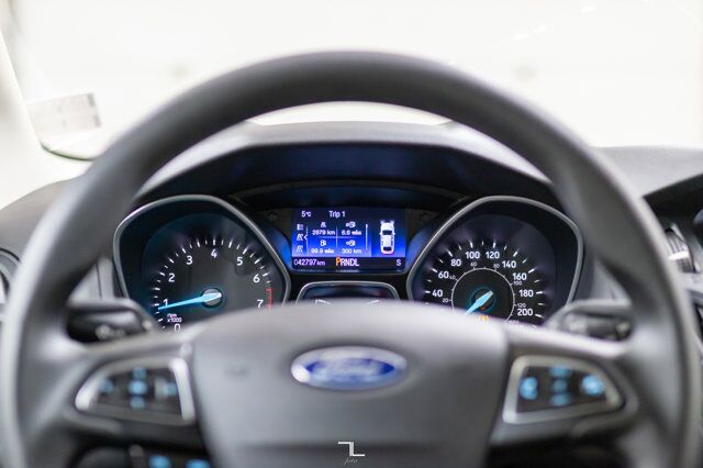 2017 Ford Focus SE BCam Red Deer AB