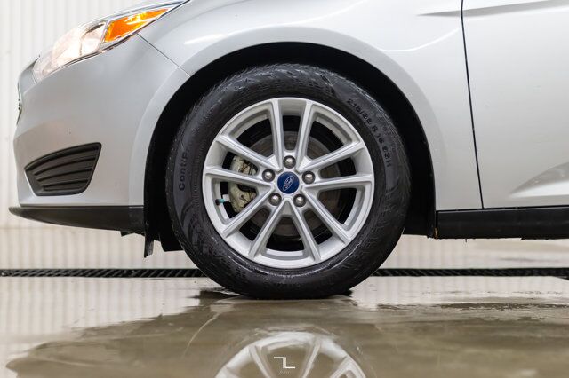 2017 Ford Focus SE BCam Red Deer AB