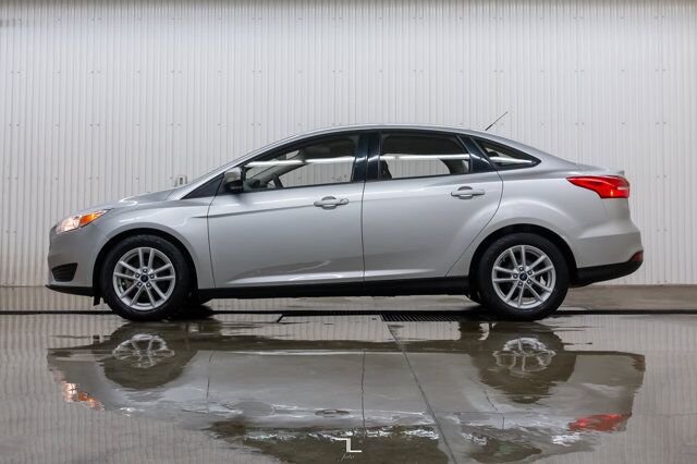 2017 Ford Focus SE BCam Red Deer AB