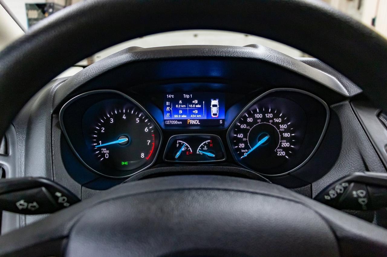 2017 Ford Focus SE Hatchback BCam Red Deer AB