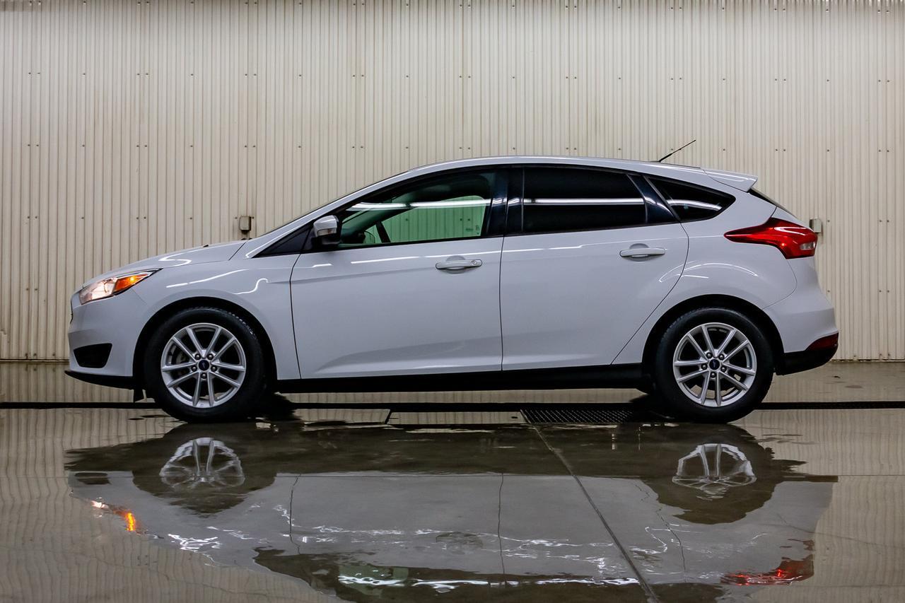 2017 Ford Focus SE Hatchback BCam Red Deer AB