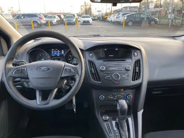 2017 Ford Focus SE Sedan 4D Cincinnati OH