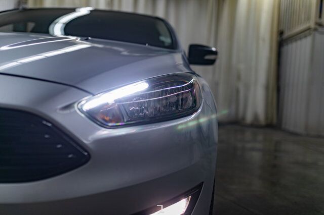 2017 Ford Focus SEL Hatchback Nav Roof BCam Red Deer AB