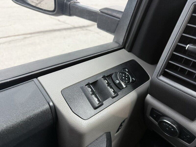 2017 Ford Ford Super Duty F-250 4x4 Utility XL Collinsville OK