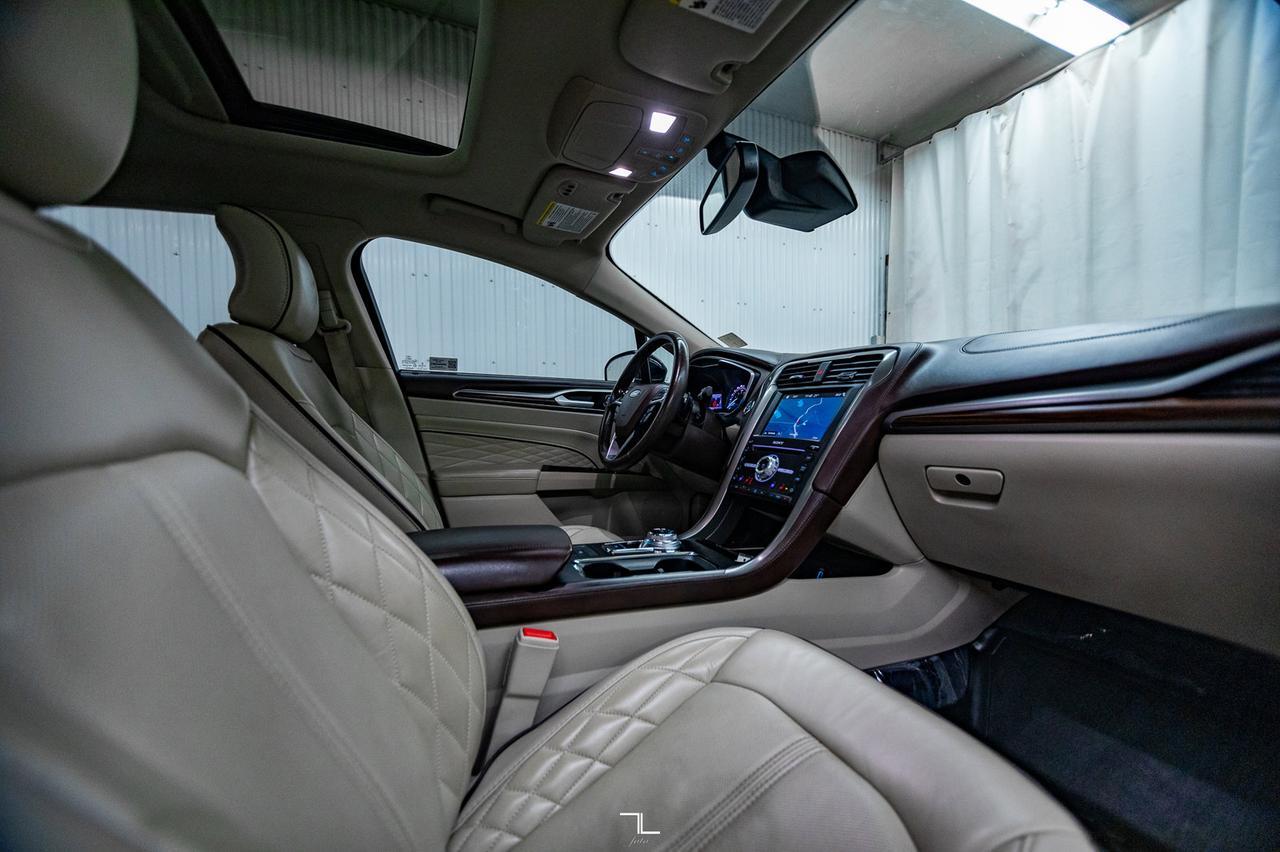 2017 Ford Fusion AWD Platinum Leather Roof Nav BCam Red Deer AB