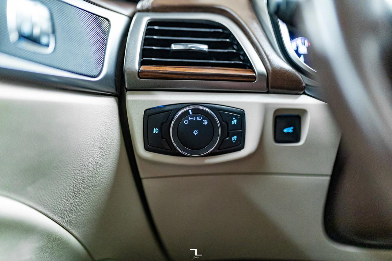 2017 Ford Fusion AWD Platinum Leather Roof Nav BCam Red Deer AB