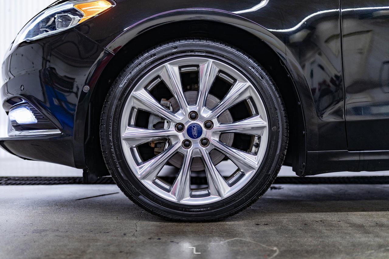 2017 Ford Fusion AWD Platinum Leather Roof Nav BCam Red Deer AB