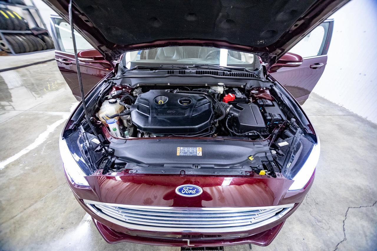 2017 Ford Fusion AWD Titanium Leather Roof Nav BCam Red Deer AB