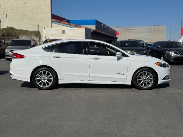 2017 Ford Fusion Hybrid SE
