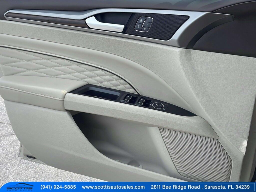 2017 Ford Fusion Platinum~ACCIDENT AVOIDANCE SYSTEMS~ADAPTIVE CRUISE CONTROL~APPROACH LIGHTS~BLIND SPOT~CRASH SENSORS~HEATED SEATS~REMOTE ENGINE START~PREMIUM SOUND SYSTEM~LOW MILES Sarasota FL