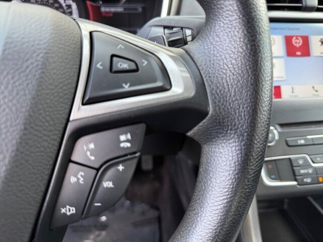 2017 Ford Fusion SE  TX