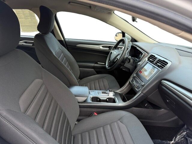 2017 Ford Fusion SE  TX
