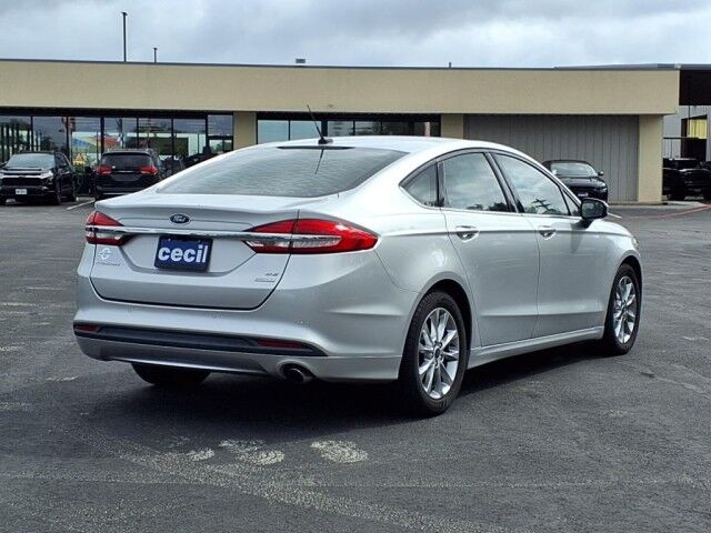 2017 Ford Fusion SE  TX