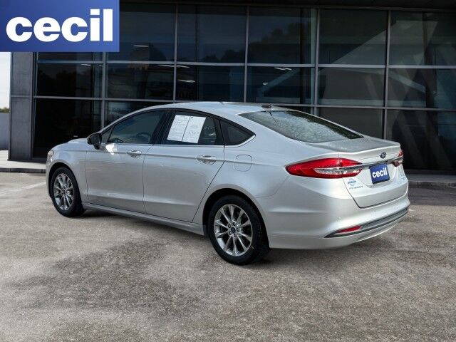 2017 Ford Fusion SE  TX