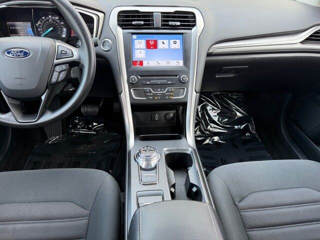 2017 Ford Fusion SE  TX