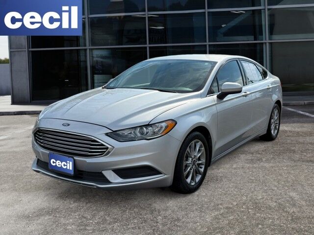 2017 Ford Fusion SE  TX