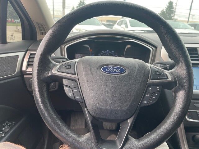 2017 Ford Fusion SE Cleveland OH