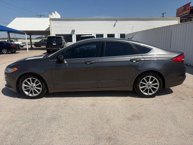 2017 Ford Fusion SE