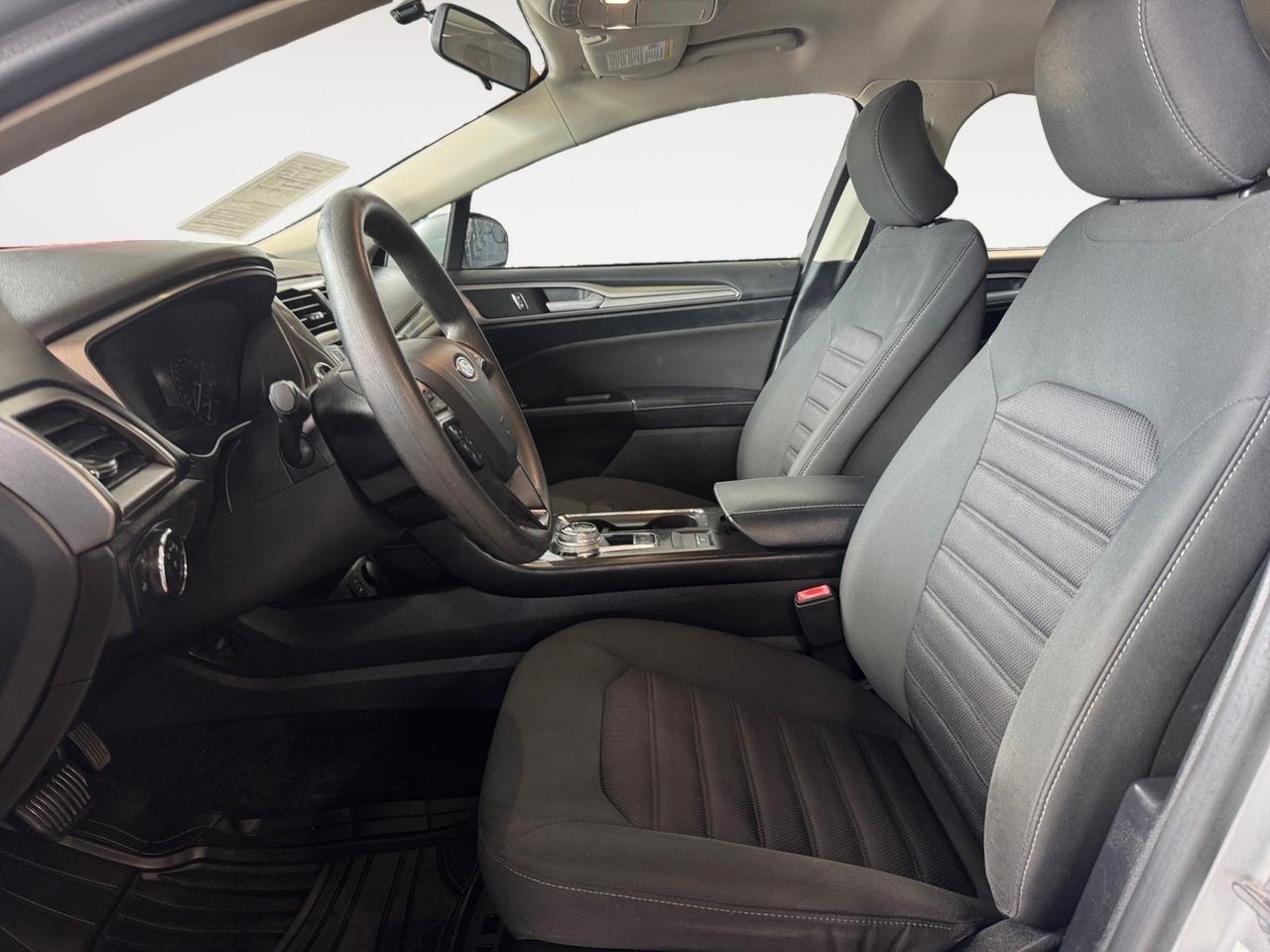 2017 Ford Fusion SE, SYNC, POWER SEATS, MEMORY DRIVER SEAT, REMOTE START, KEYLESS ENTRY & START, ALL WEATHER FLOOR MATS, THIS CAR IS COMFORTABLE AND READY FOR ITS NEXT OWNER- COME SEE THIS CAR TODAY!!! Norfolk VA