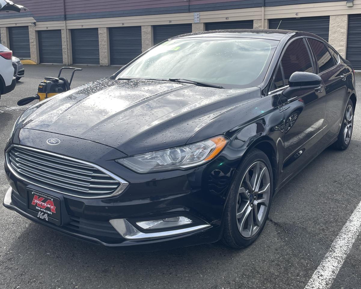 2017 Ford Fusion SE Sedan 4D