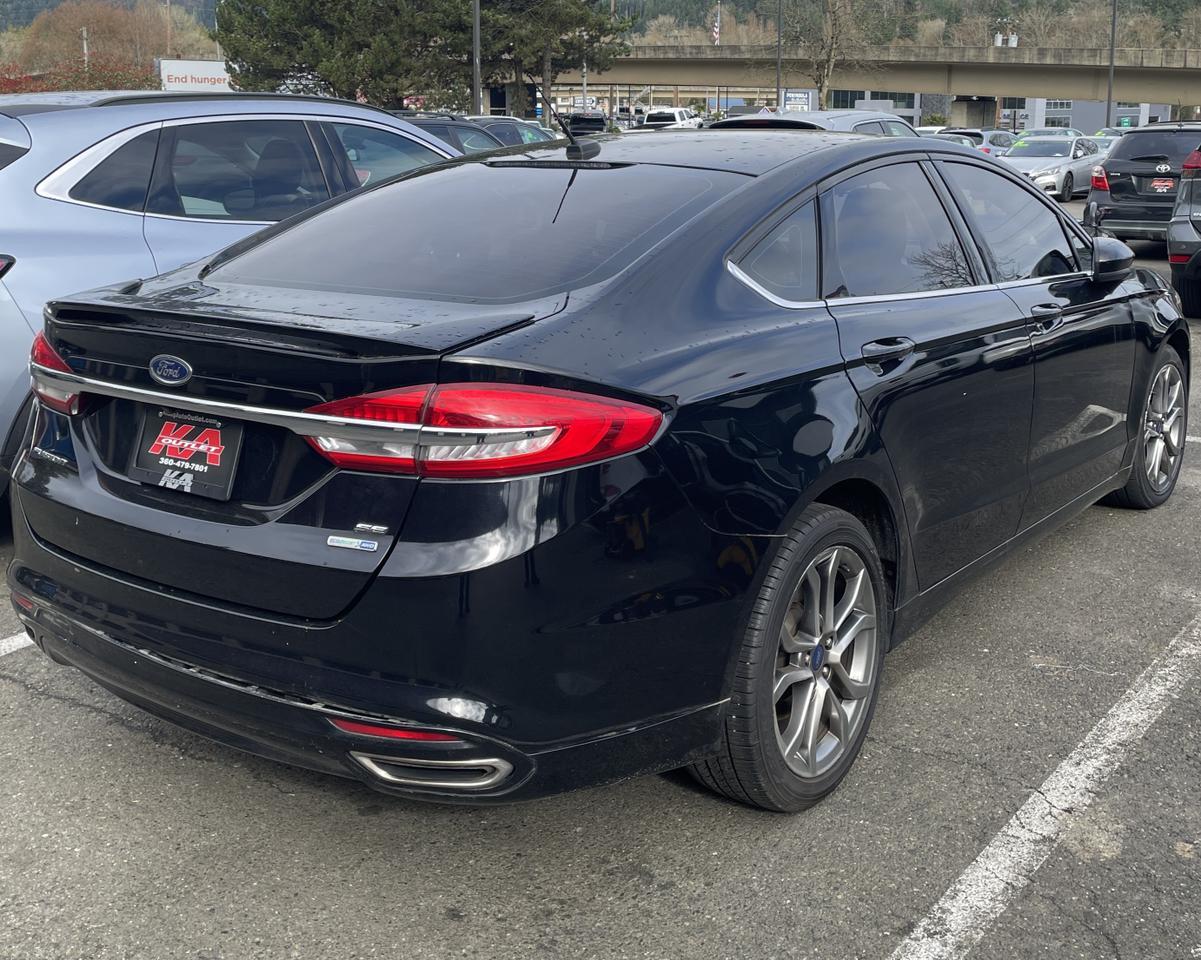 2017 Ford Fusion SE Sedan 4D