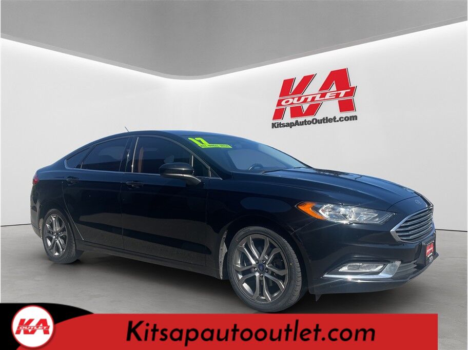 2017 Ford Fusion SE Sedan 4D
