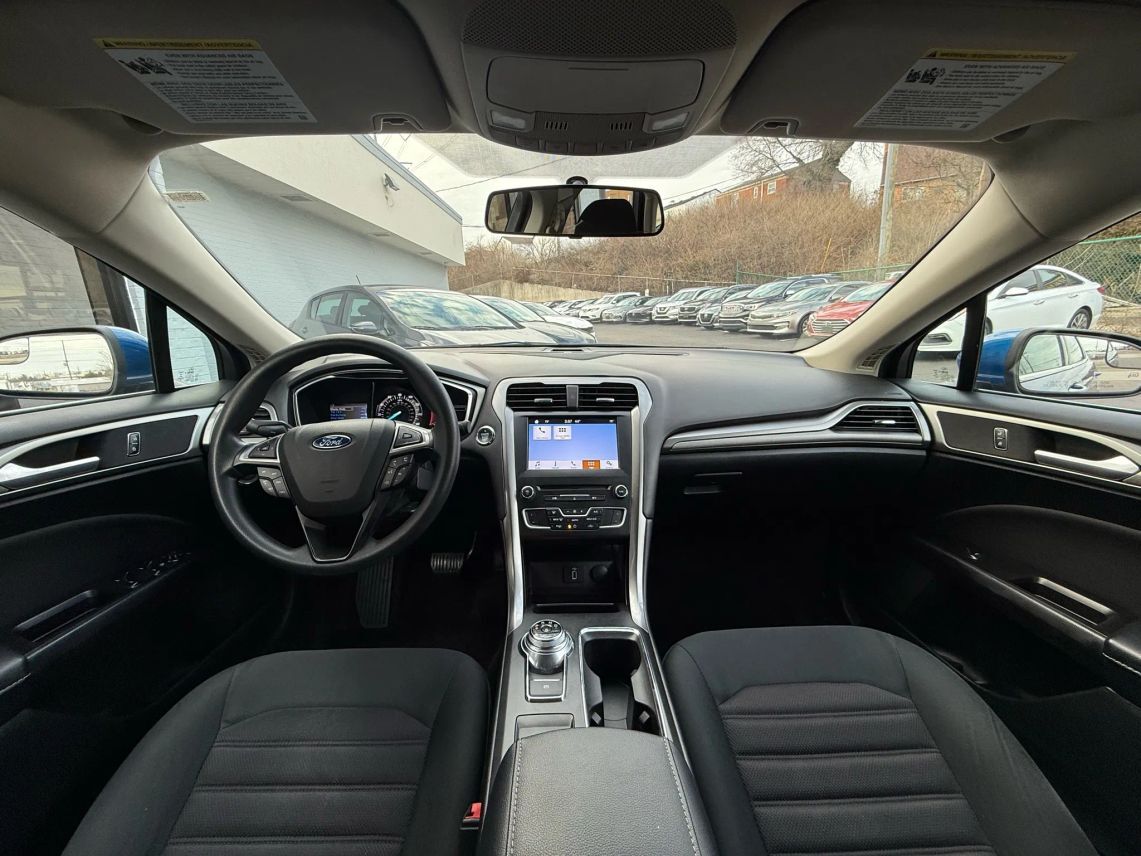 2017 Ford Fusion SE Sedan 4D Cincinnati OH