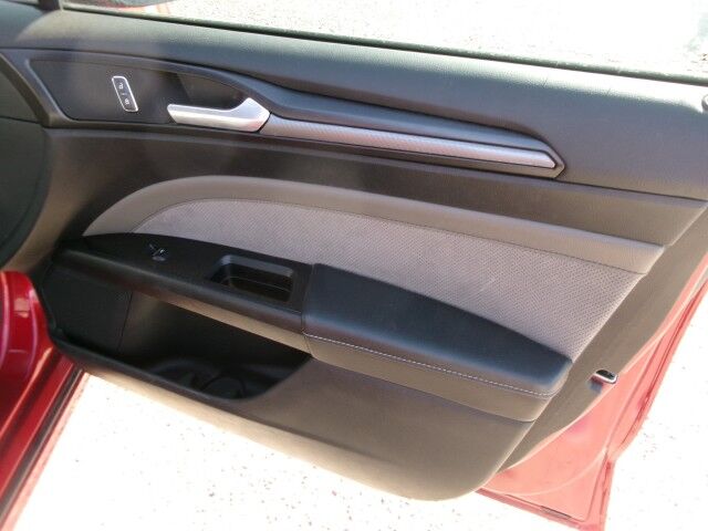 2017 Ford Fusion V6 Sport - Photo 18