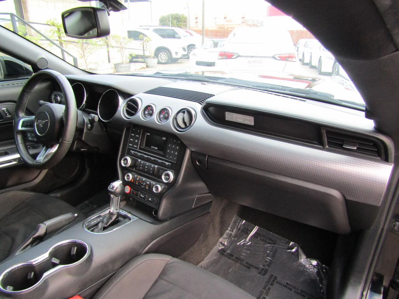 2017 Ford Mustang EcoBoost Fastback Grand Prairie TX