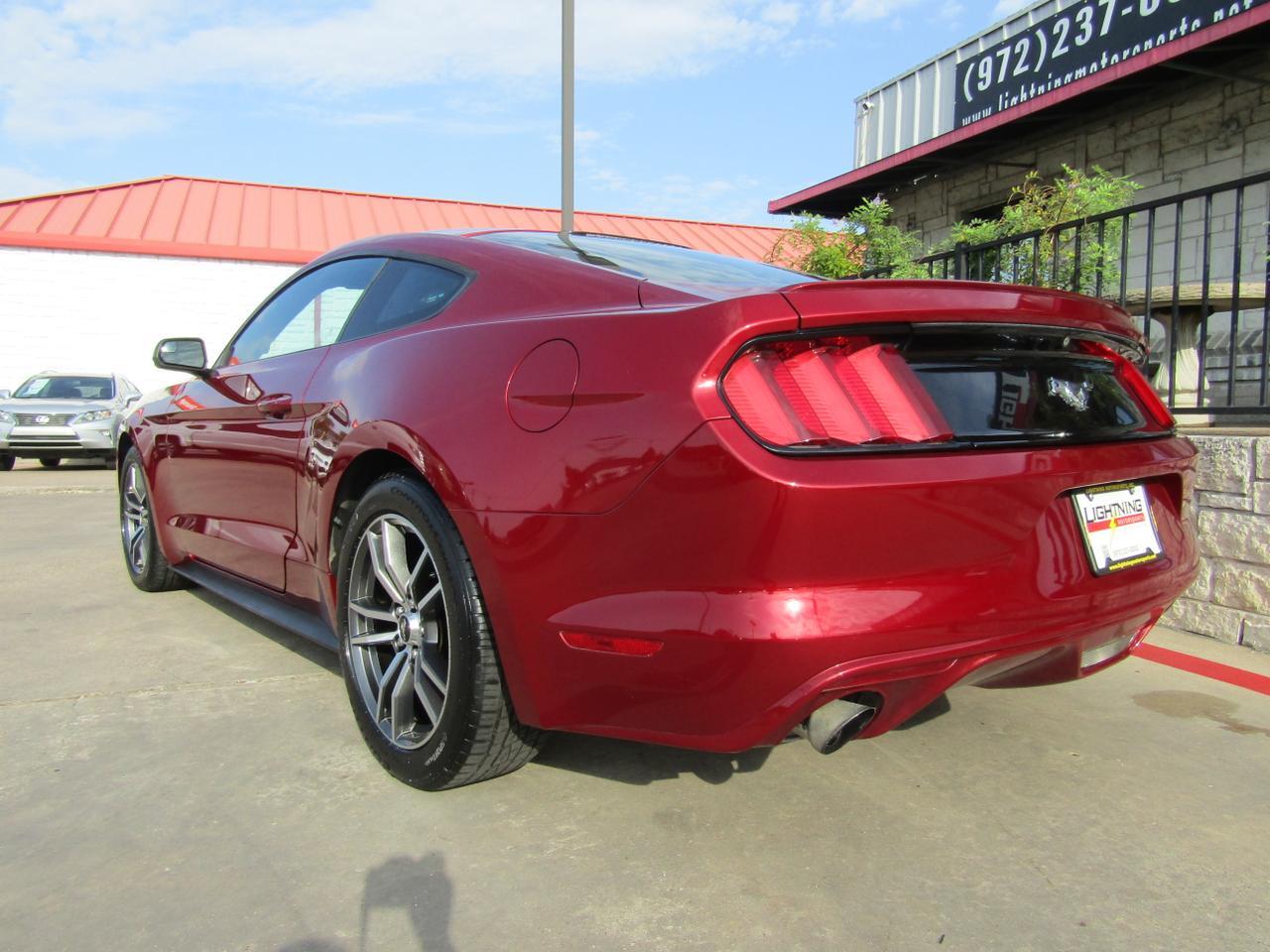 2017 Ford Mustang EcoBoost Fastback Grand Prairie TX