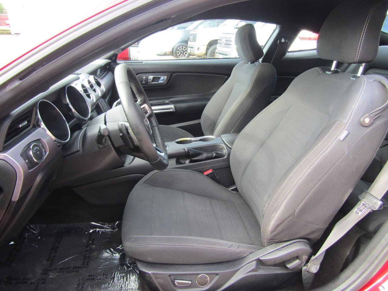 2017 Ford Mustang EcoBoost Fastback Grand Prairie TX