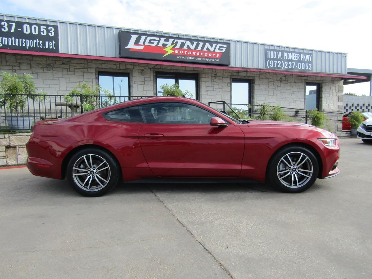 2017 Ford Mustang EcoBoost Fastback Grand Prairie TX