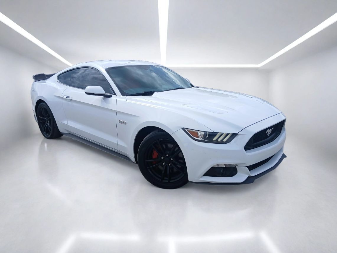 2017 Ford Mustang GT Premium Coupe 2D