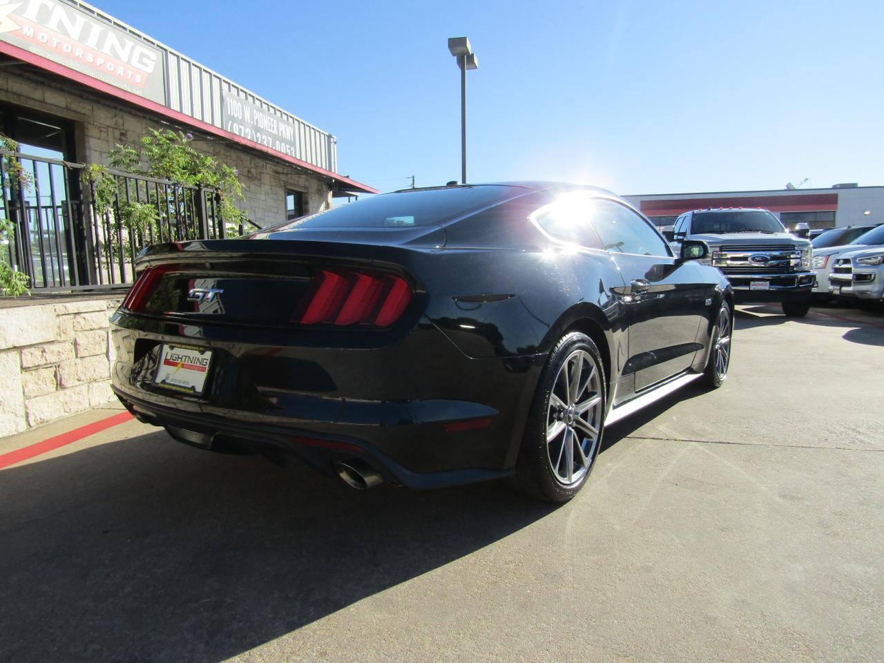 2017 Ford Mustang GT Premium Fastback Grand Prairie TX