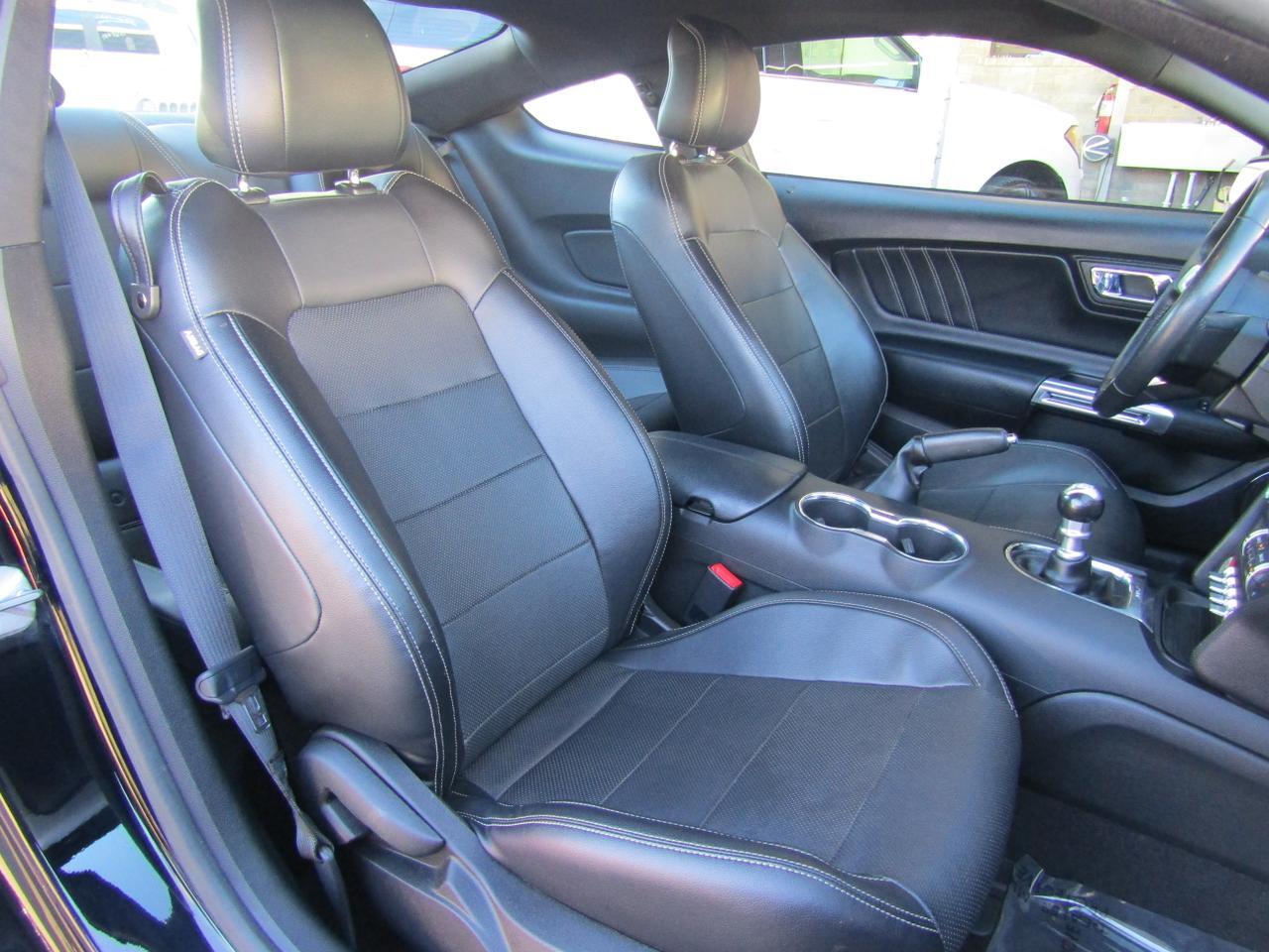 2017 Ford Mustang GT Premium Fastback Grand Prairie TX