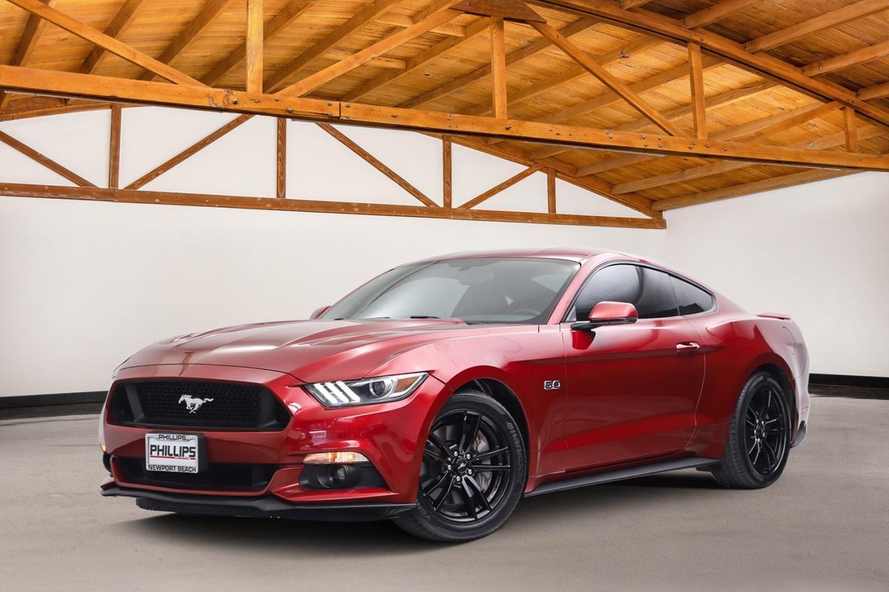 2017 Ford Mustang GT Coupe Premium's photo
