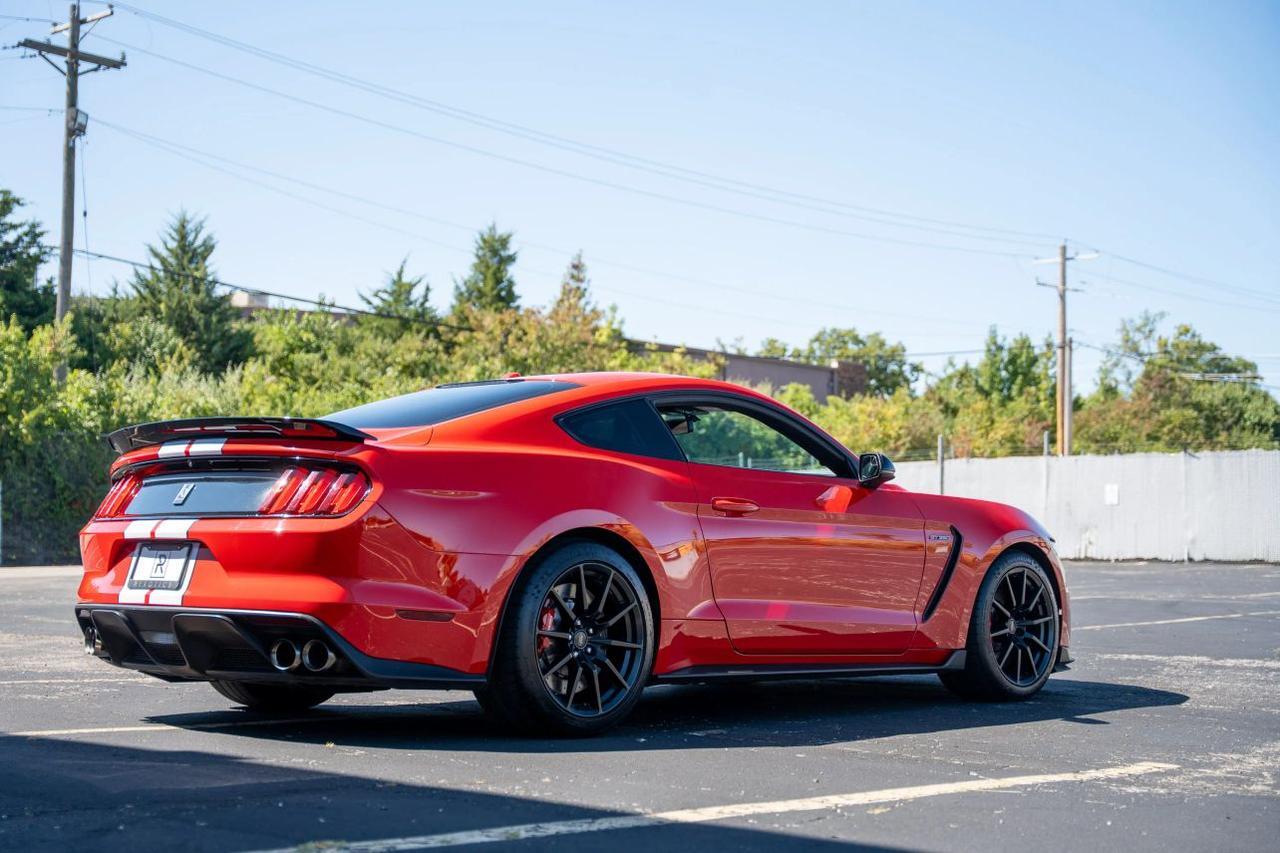 2017 Ford Mustang Shelby GT350 Coupe 2D St. Louis MO