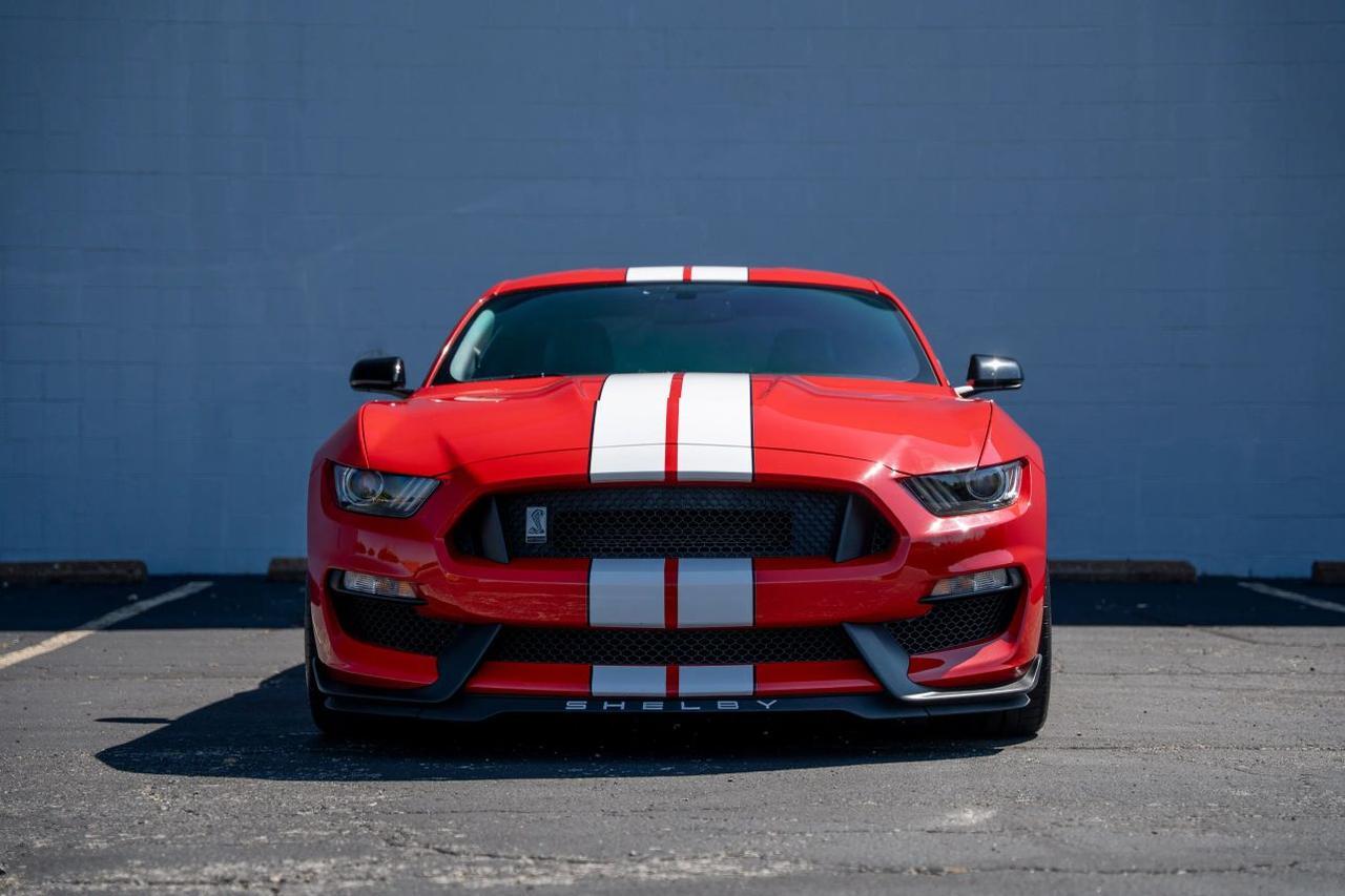 2017 Ford Mustang Shelby GT350 Coupe 2D St. Louis MO