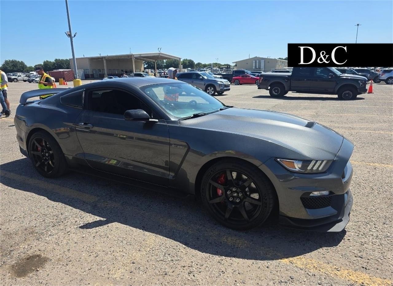 2017 Ford Mustang
