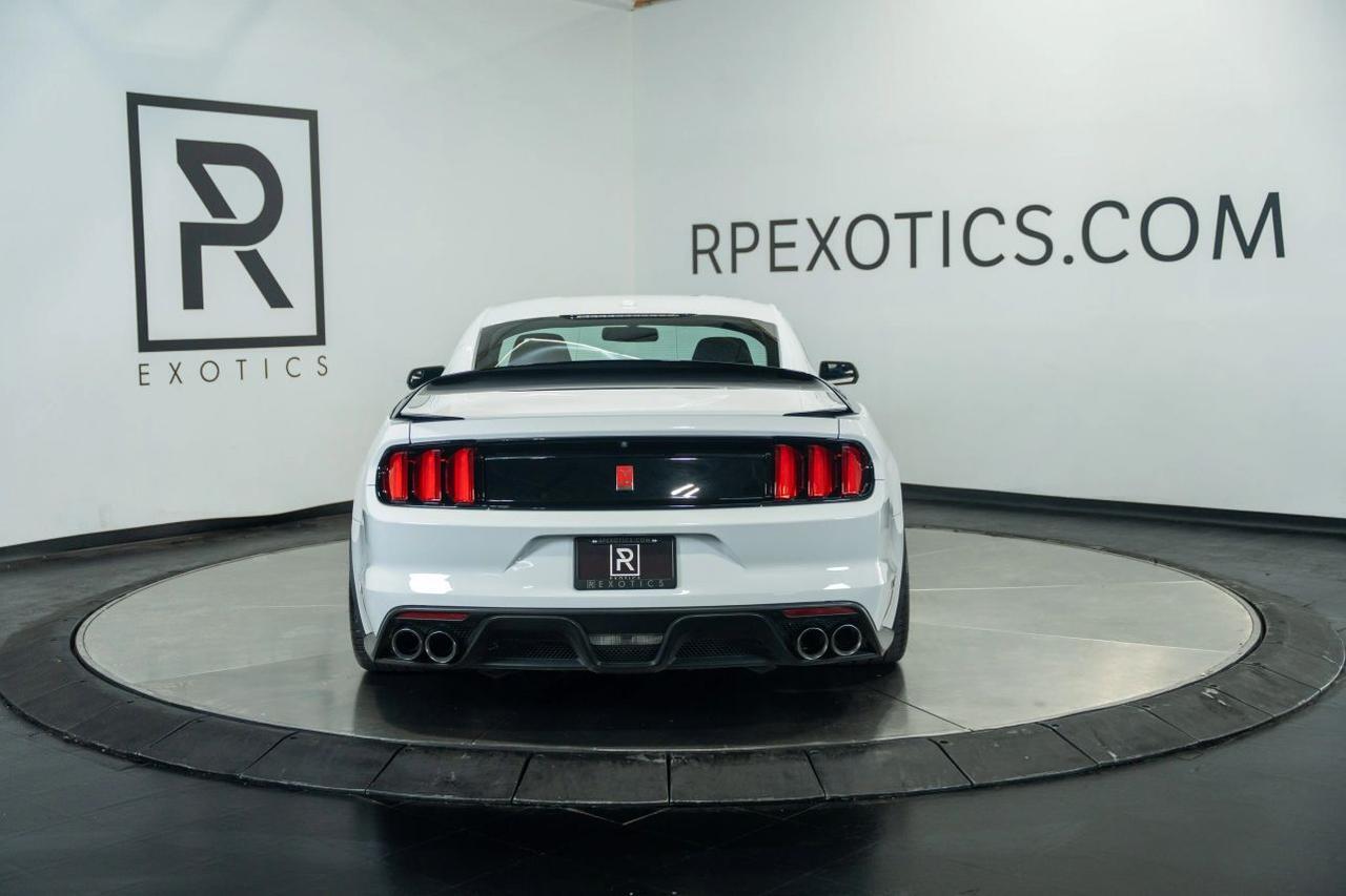 2017 Ford Mustang Shelby GT350R Coupe 2D St. Louis MO
